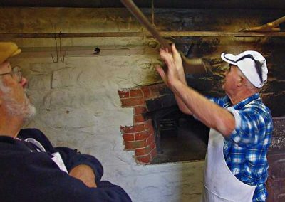 Bruce-Watches-Laurie