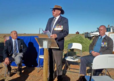 Peter Thomas addressing Farina group Anzac morning 2012